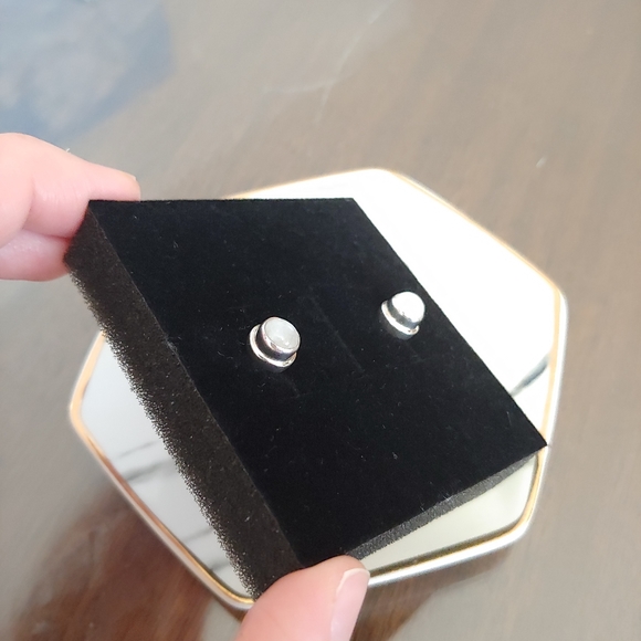 Opal Earrings (Studs) - Picture 3 of 4